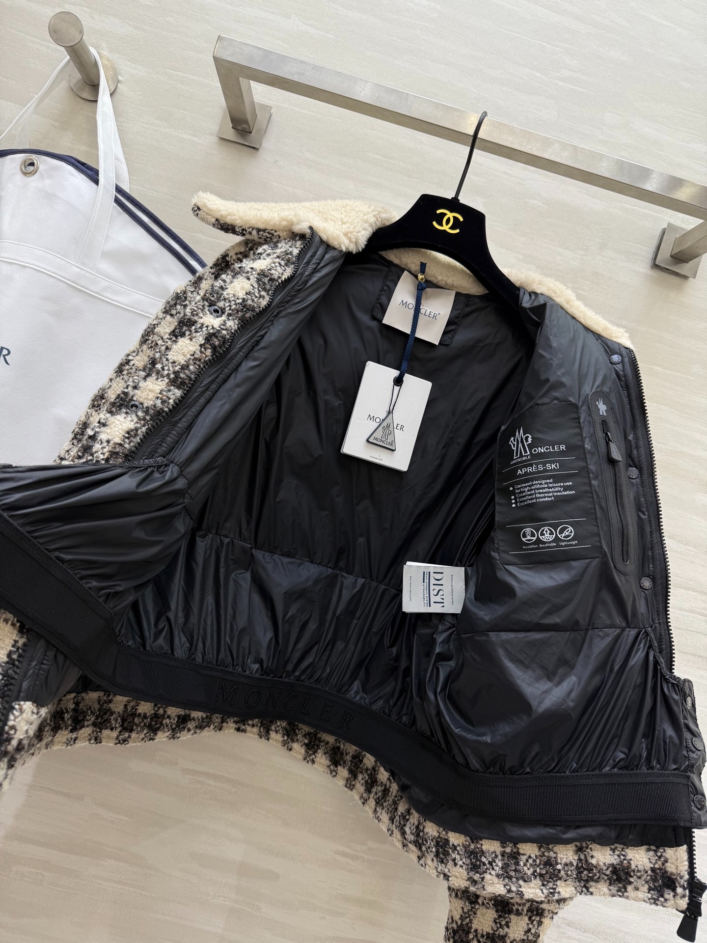 몽클레어 신상 우븐 트위드 구스다운