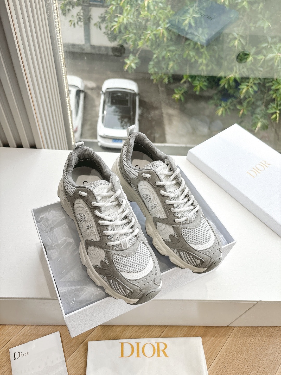 디올 신상 스니커즈