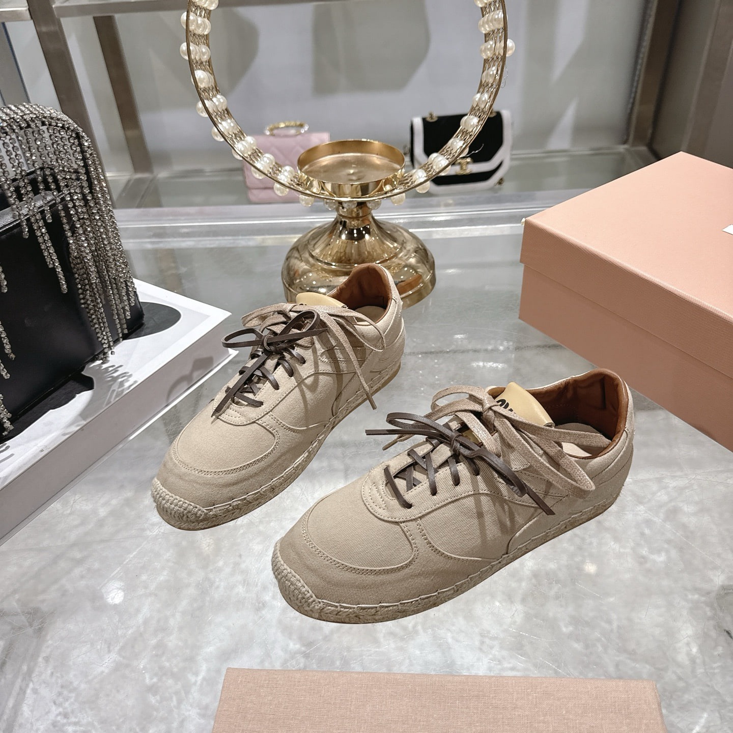 미우미우 26 신상 스니커즈