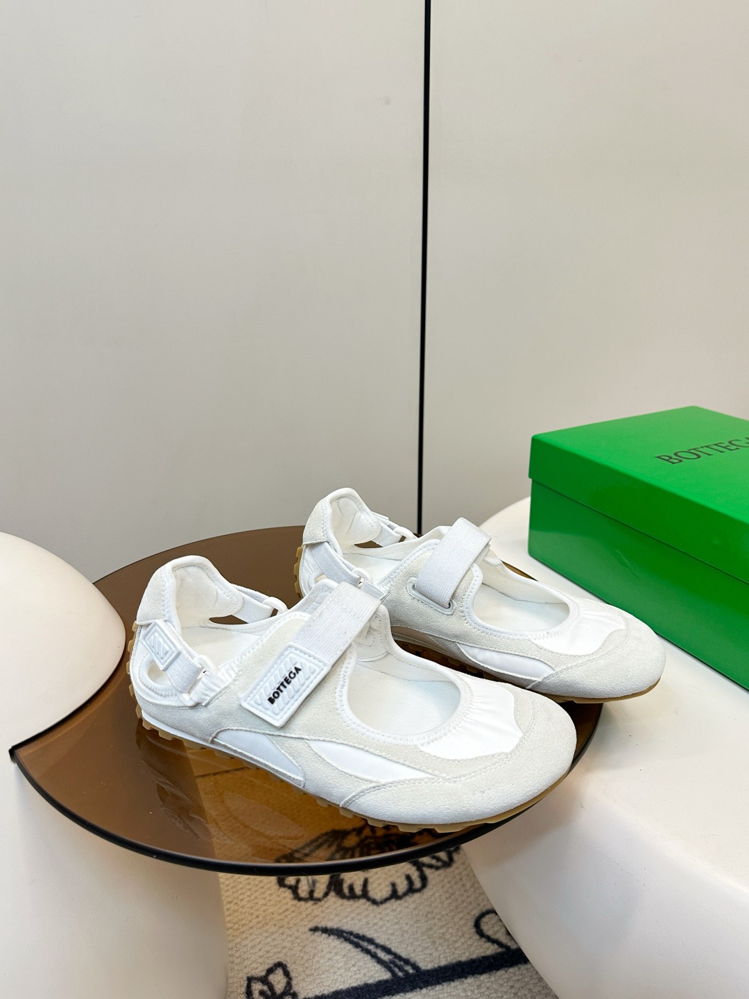 보테가베네타 메리제인 운동화