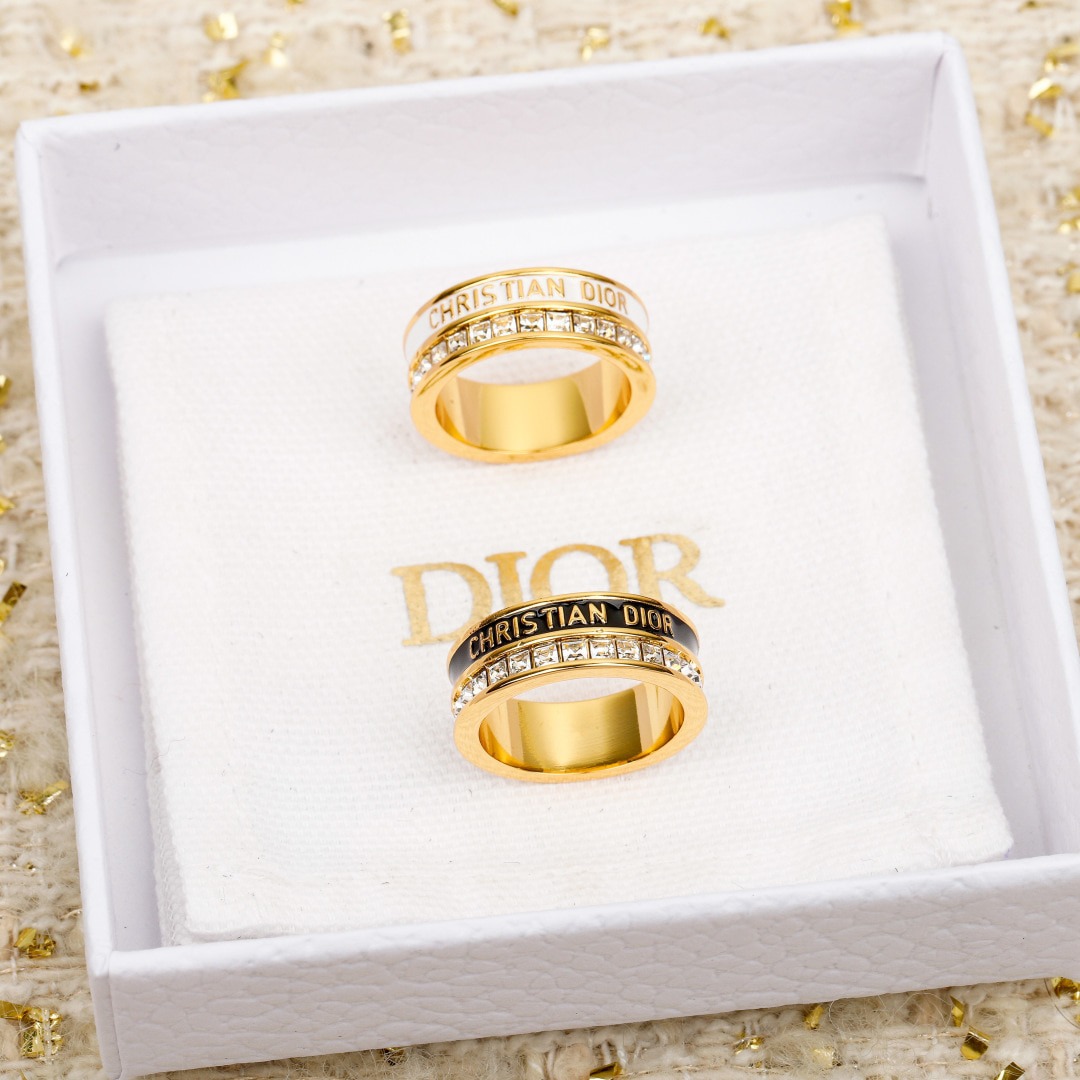 디올 레이어드 레터링 큐빅 반지