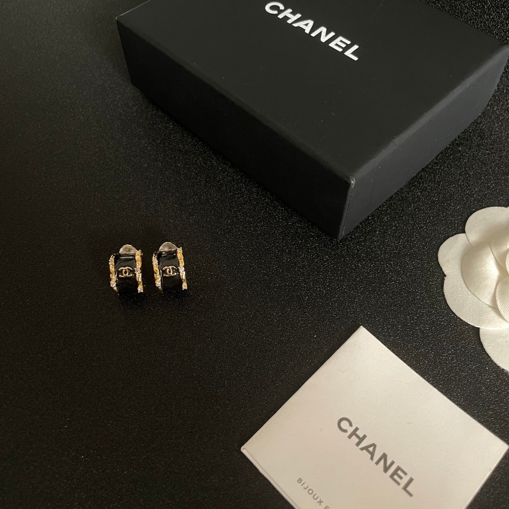 샤넬 CC 로고 체인 링 귀걸이 이어링