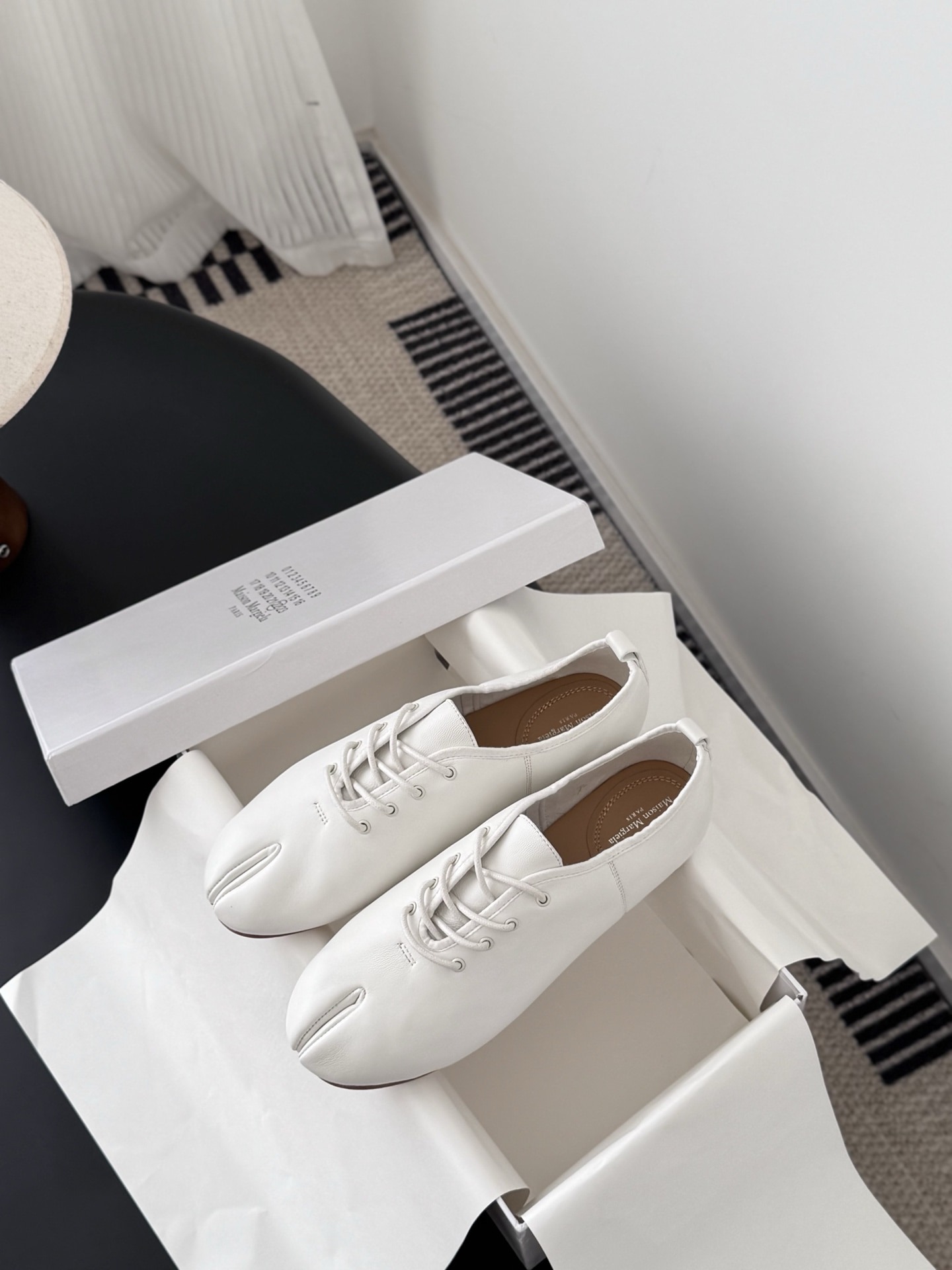 메종마르지엘라 양가죽 토 슈즈