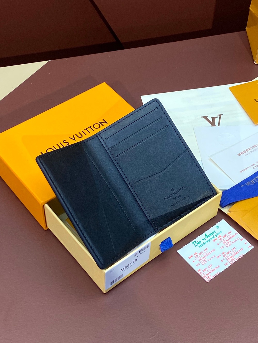 루이비통 남성 카드지갑 브라짜 월릿 M83130