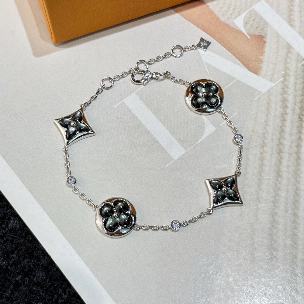 루이비통 COLOR BLOSSOM 브레이슬릿