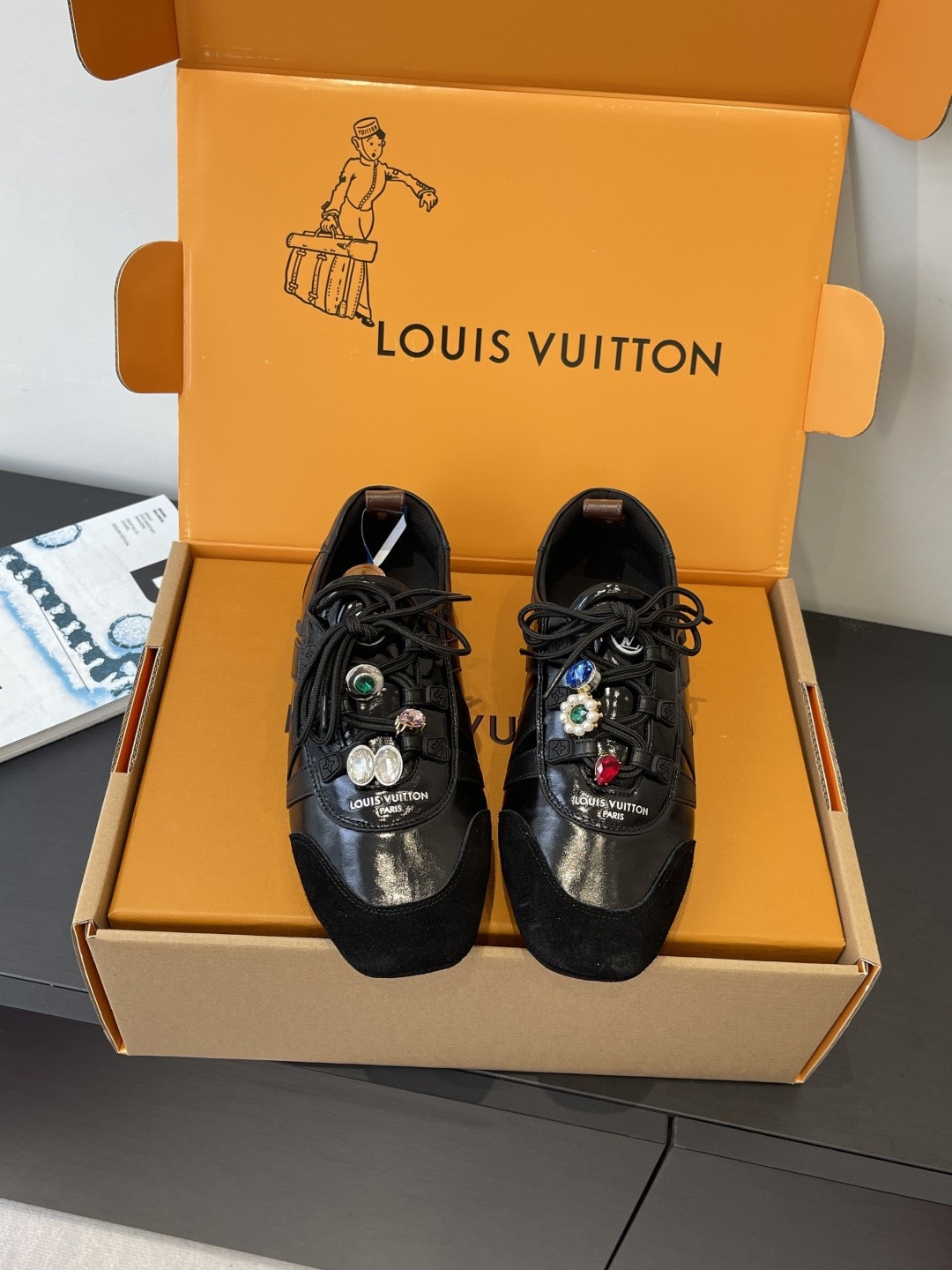 루이비통 커플 스니커즈
