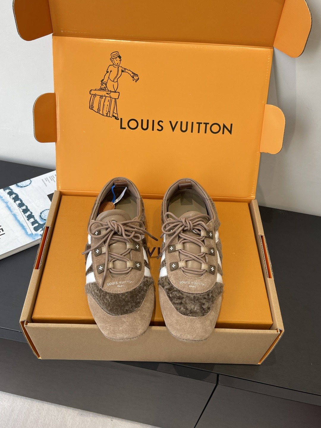 루이비통 커플 스니커즈