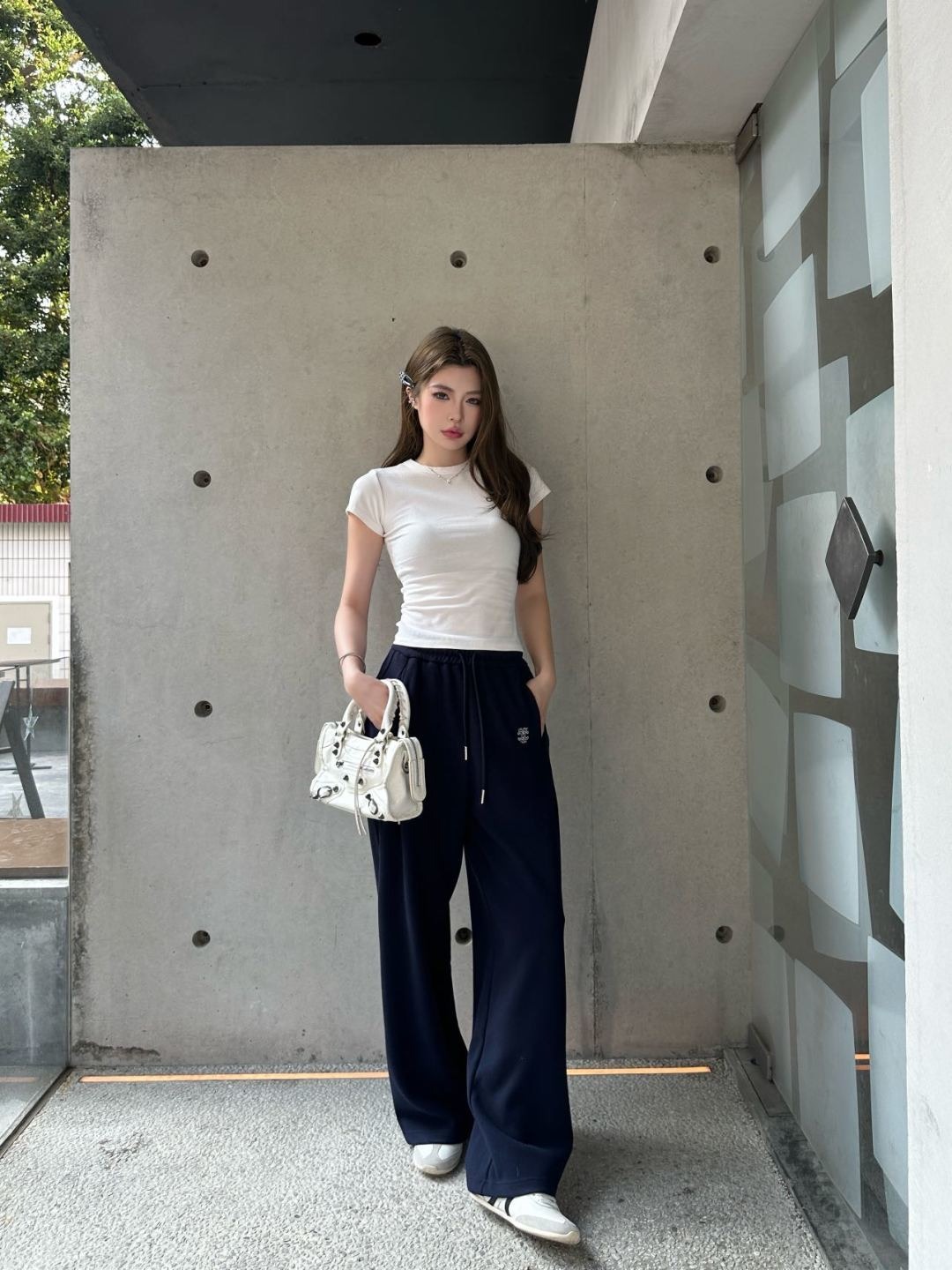 셀린느 26 신상 자수 스트링 팬츠