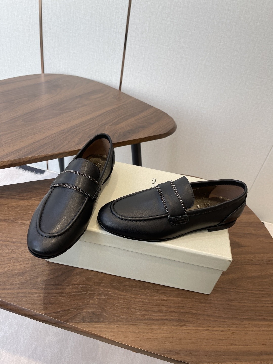 브루넬로쿠치넬리 쿠치넬리 25ss 신상 빈티지 로퍼