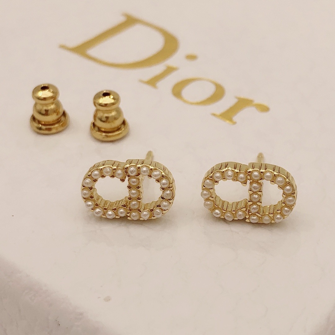 디올 미니 비즈 이어링