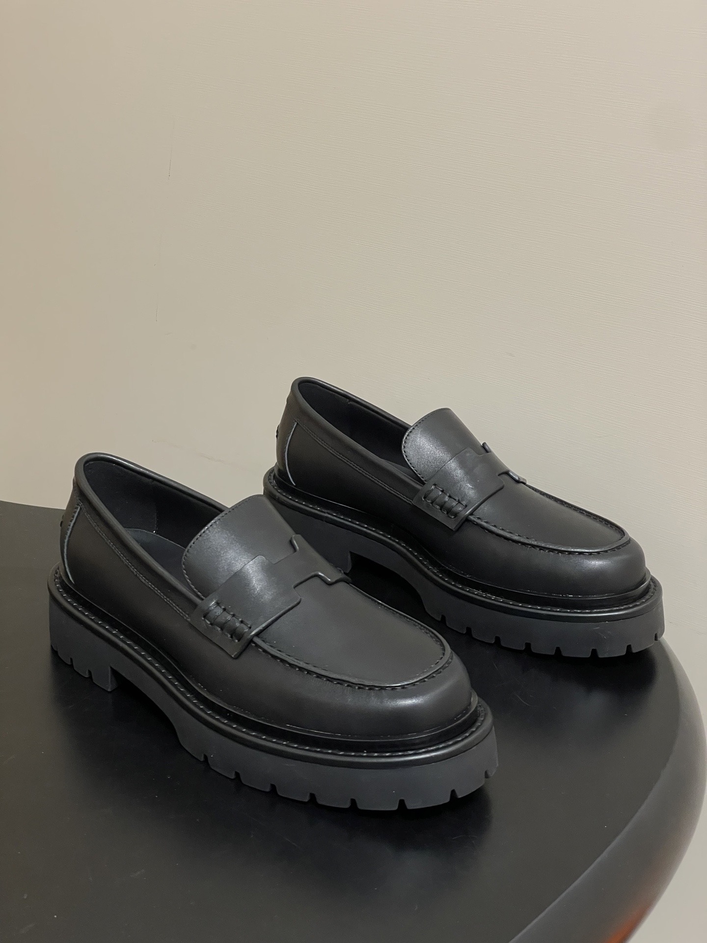 에르메스 클래식 켈리버클 통굽로퍼