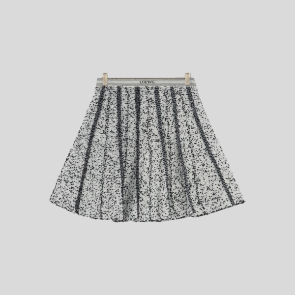 로에베 울 스커트