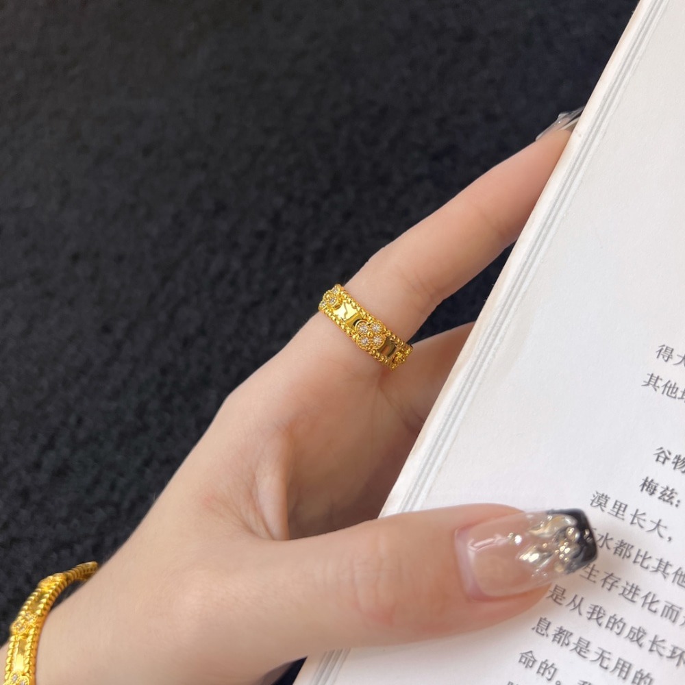 반클리프 Arpel 뻬를리 스위트 클로버 링 반지