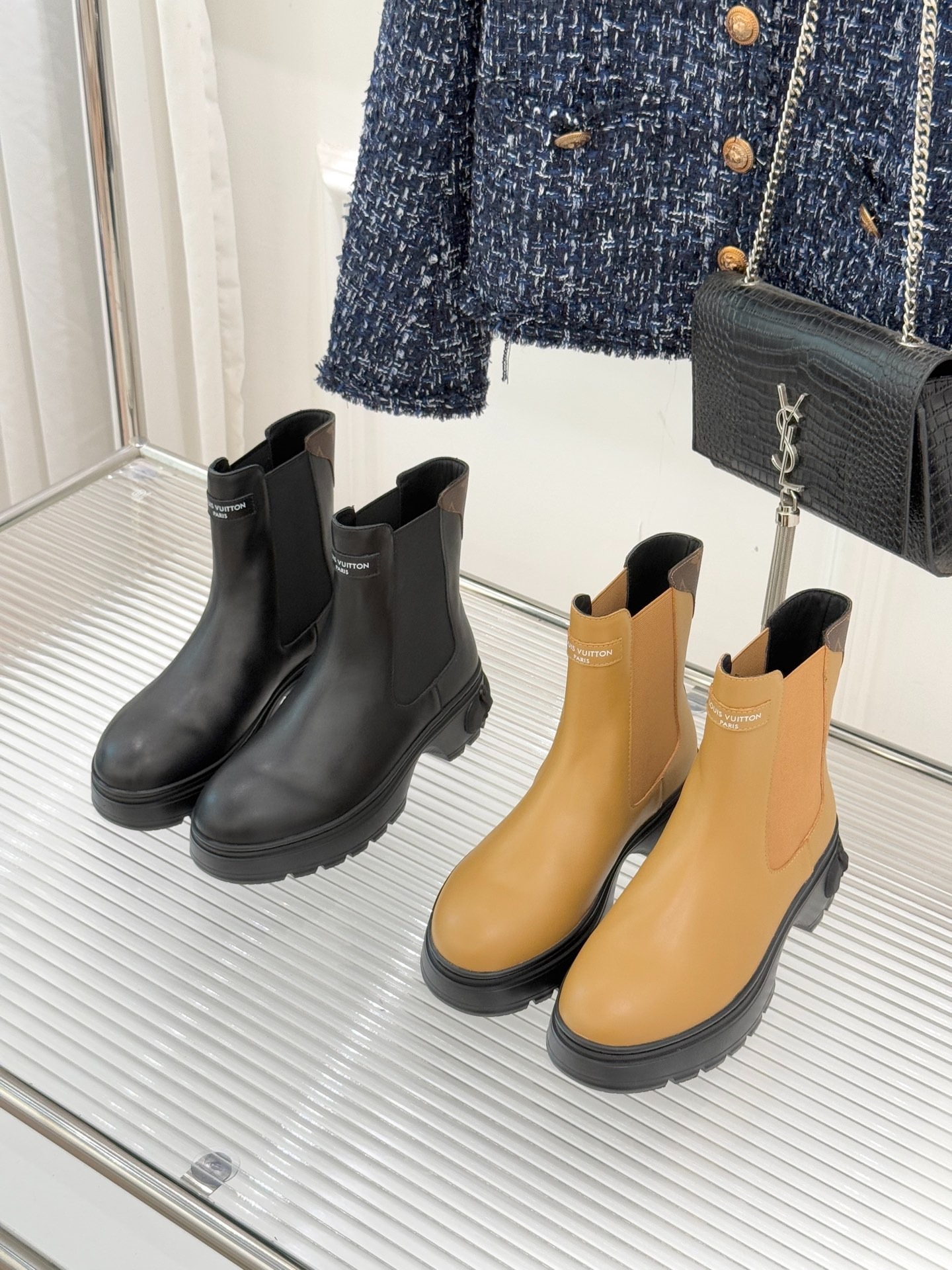 루이비통 25WF 신상 첼시 앵클부츠