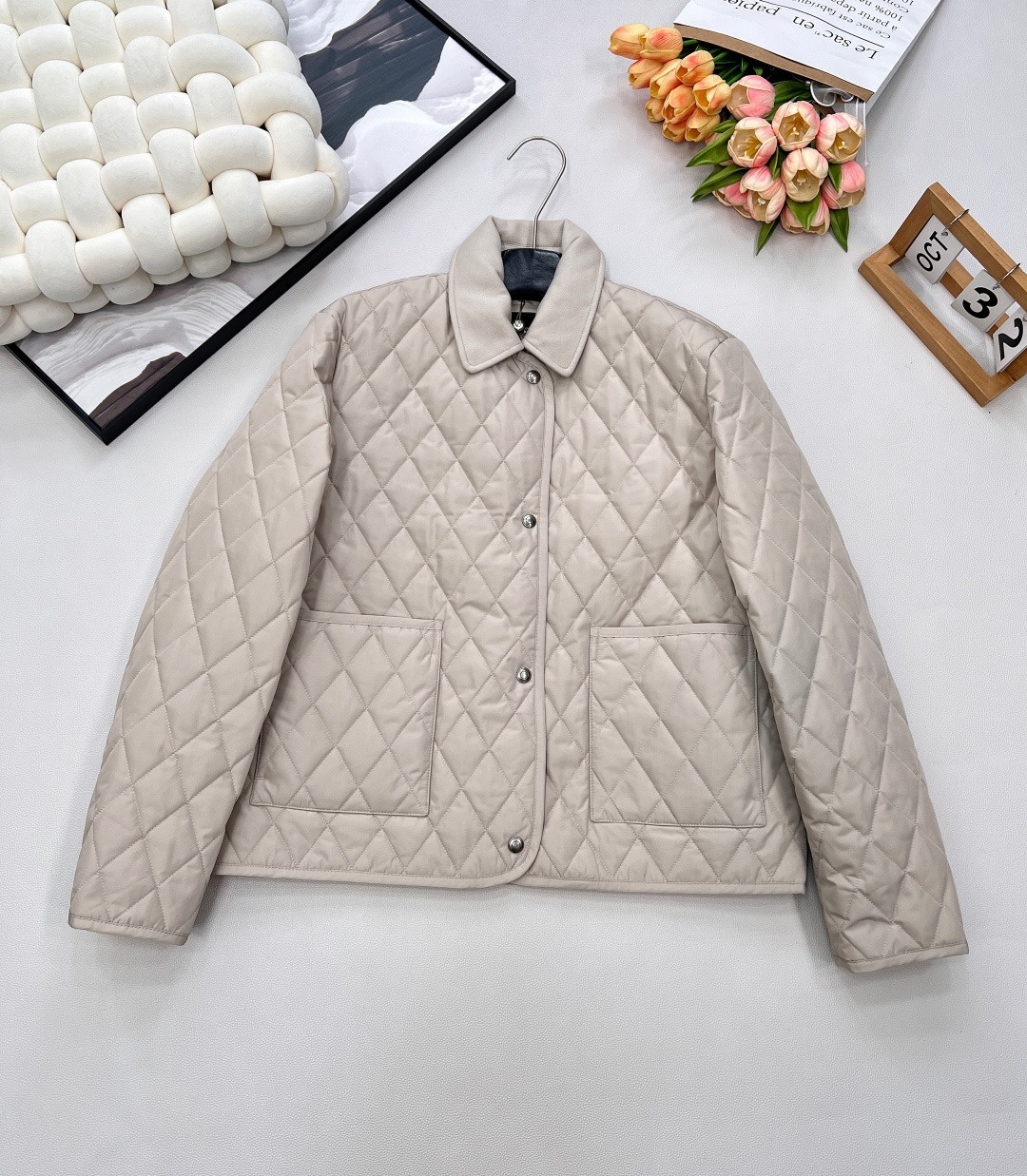 로로피아나 신상 퀼팅 터틀넥 패딩