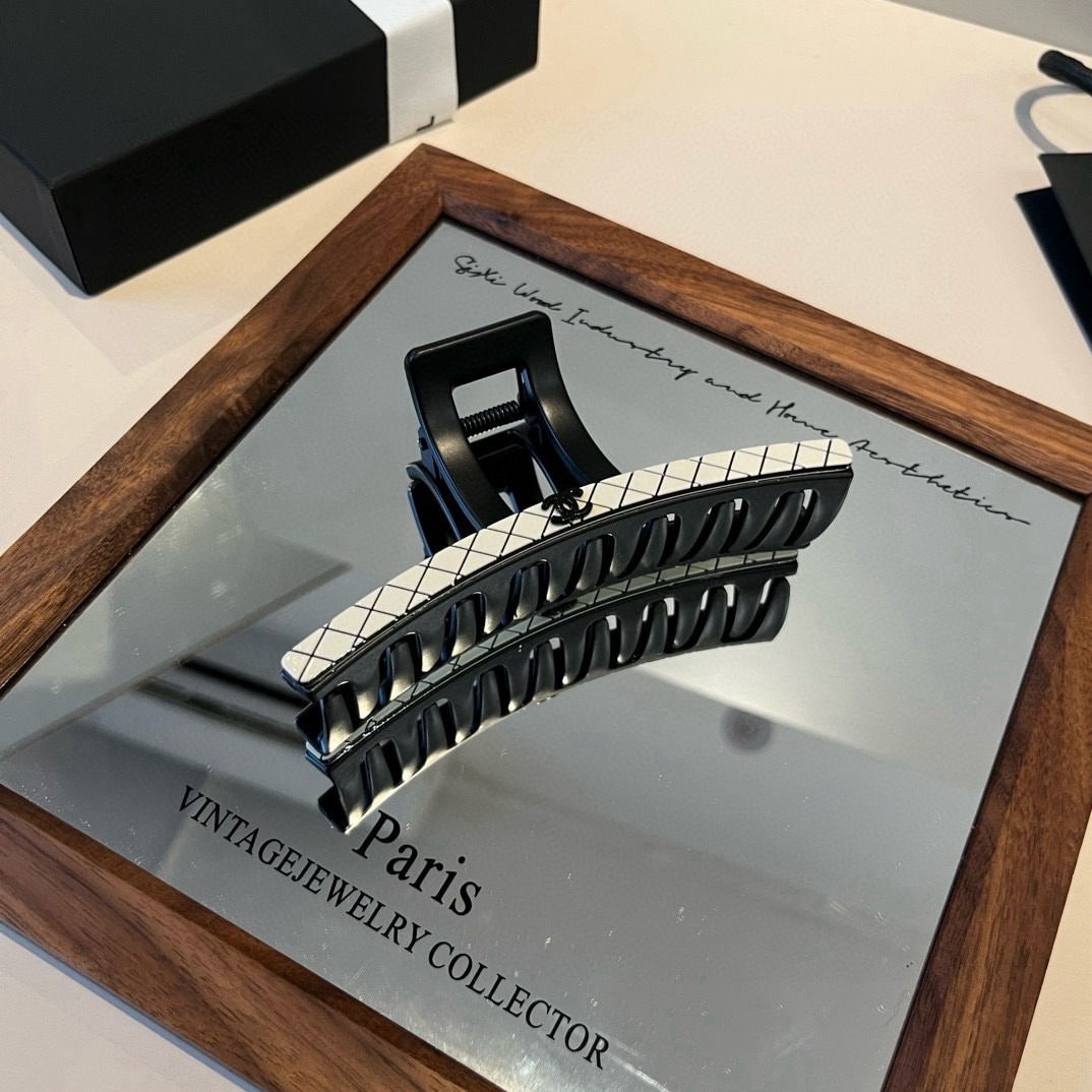 샤넬 신상 헤어핀