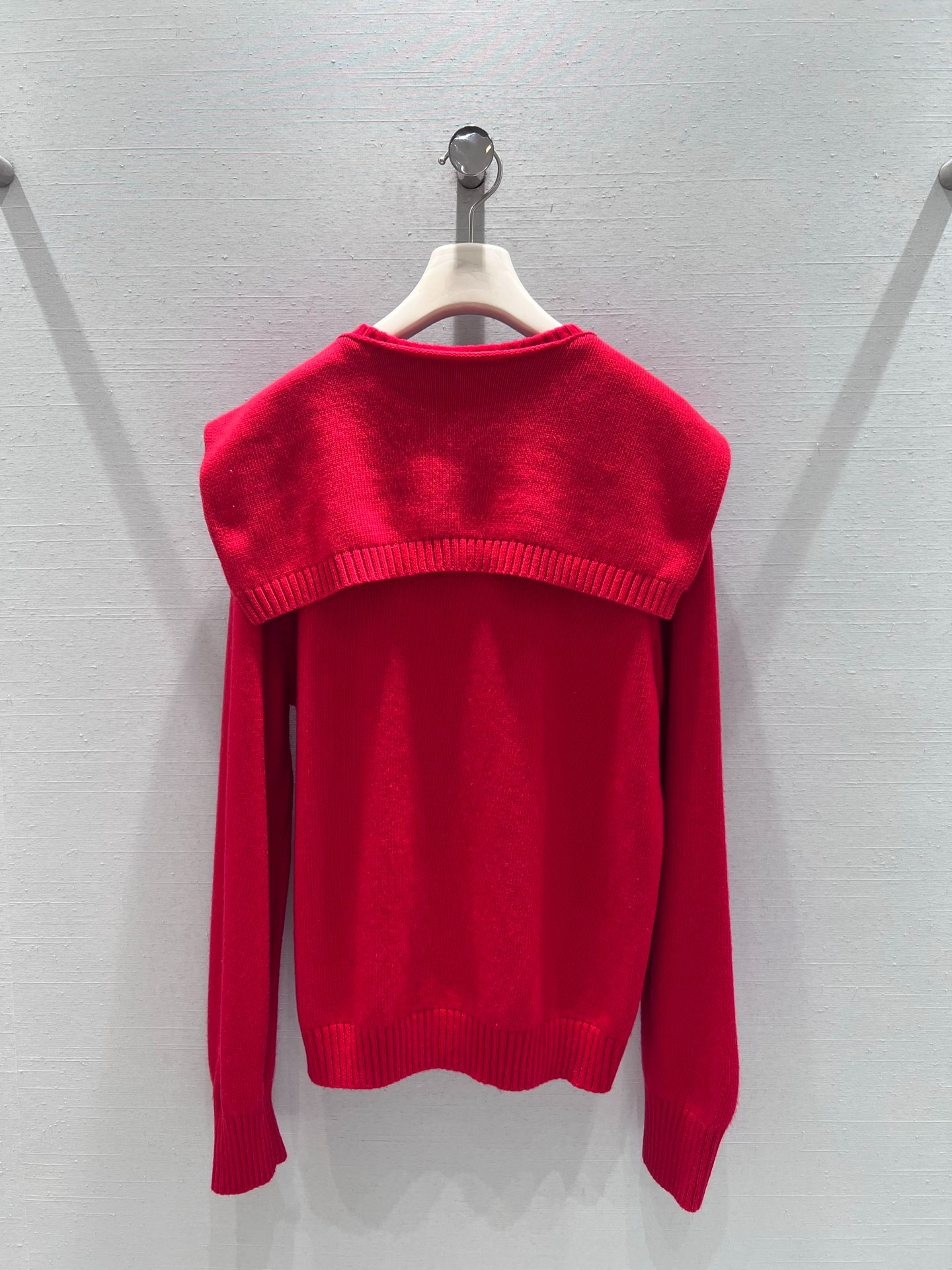 로에베 26SS 봄 신상 케이프 니트 스웨터