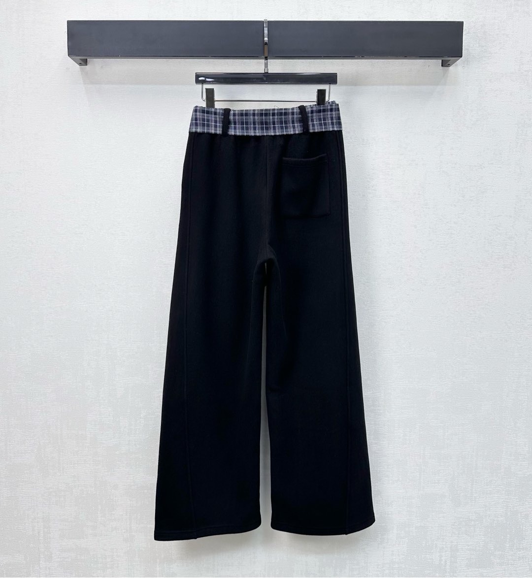 미우미우 25 신상 체크 스트링 기모 팬츠