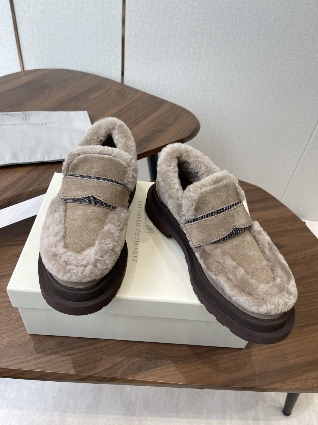 브루넬로쿠치넬리 쿠치넬리 신상 털로퍼