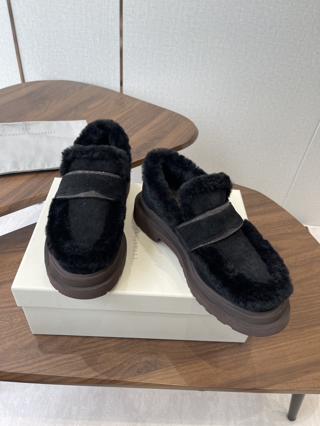 브루넬로쿠치넬리 쿠치넬리 신상 털로퍼