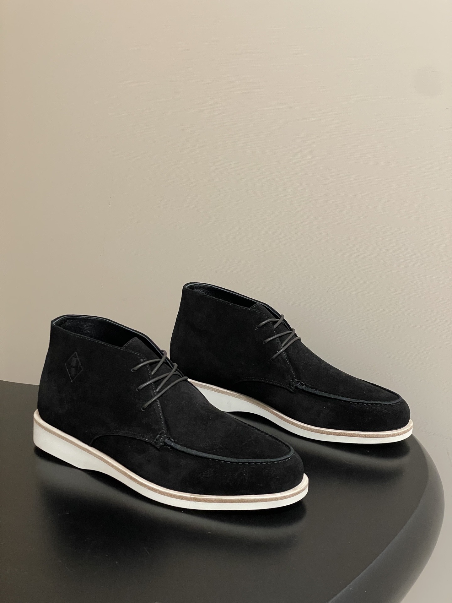 에르메스 25 스웨이드 하이탑 스니커즈