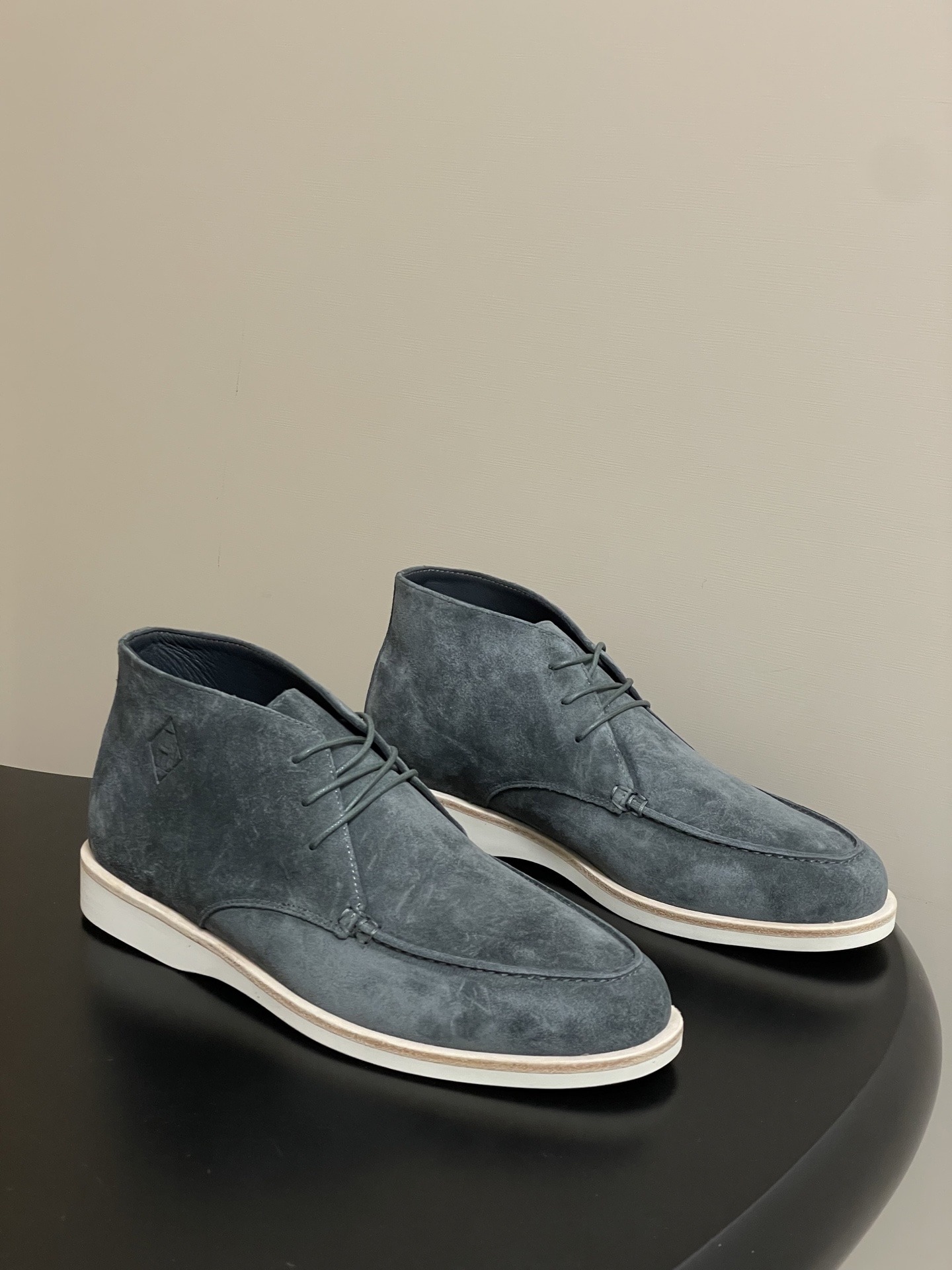 에르메스 25 스웨이드 하이탑 스니커즈