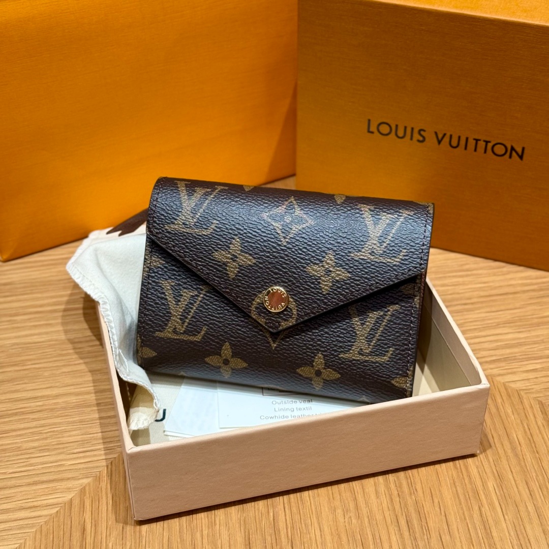 루이비통 빅토린 지갑
