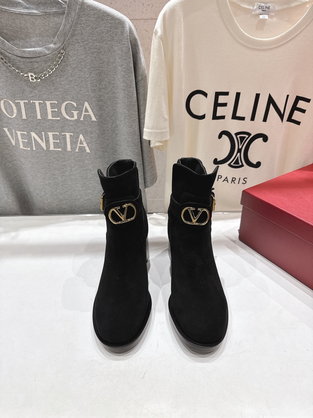 발렌티노 25ss 신상 첼시 부츠