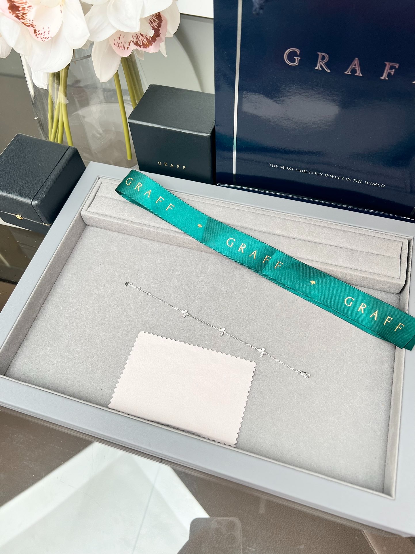 그라프 버터플라이 팔찌