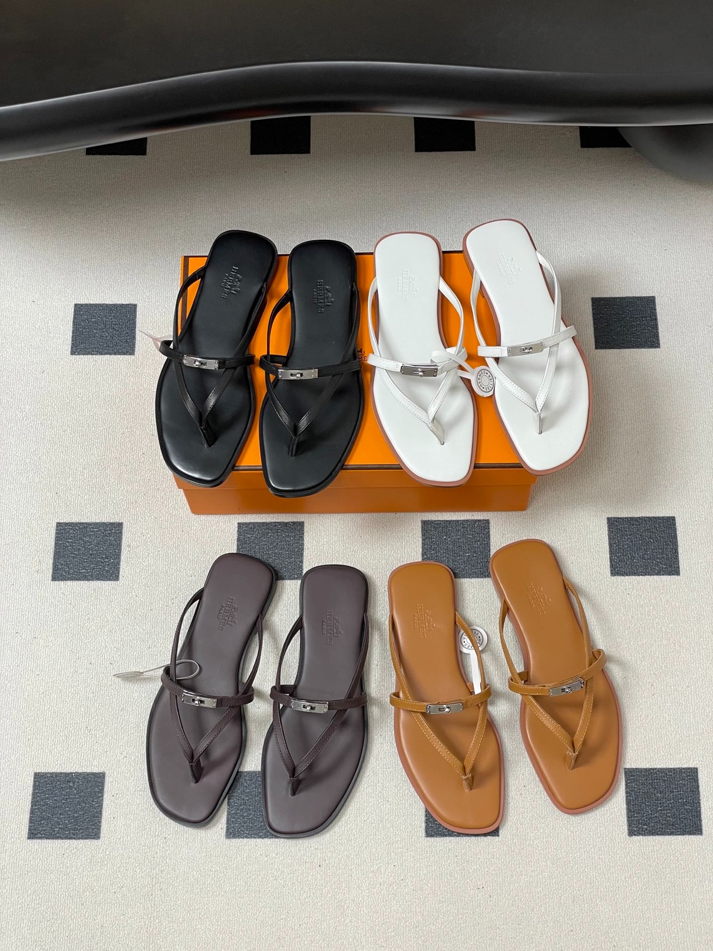 에르메스 클래식 켈리 조리 슬리퍼