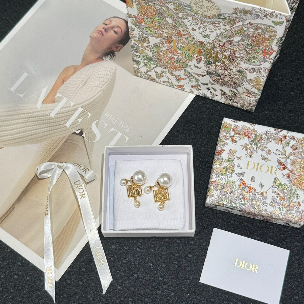 디올 미스 진주 귀걸이