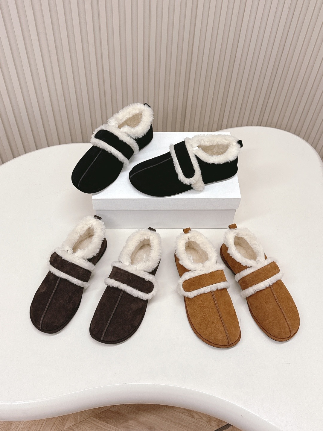 더로우 신상 양털 스니커즈