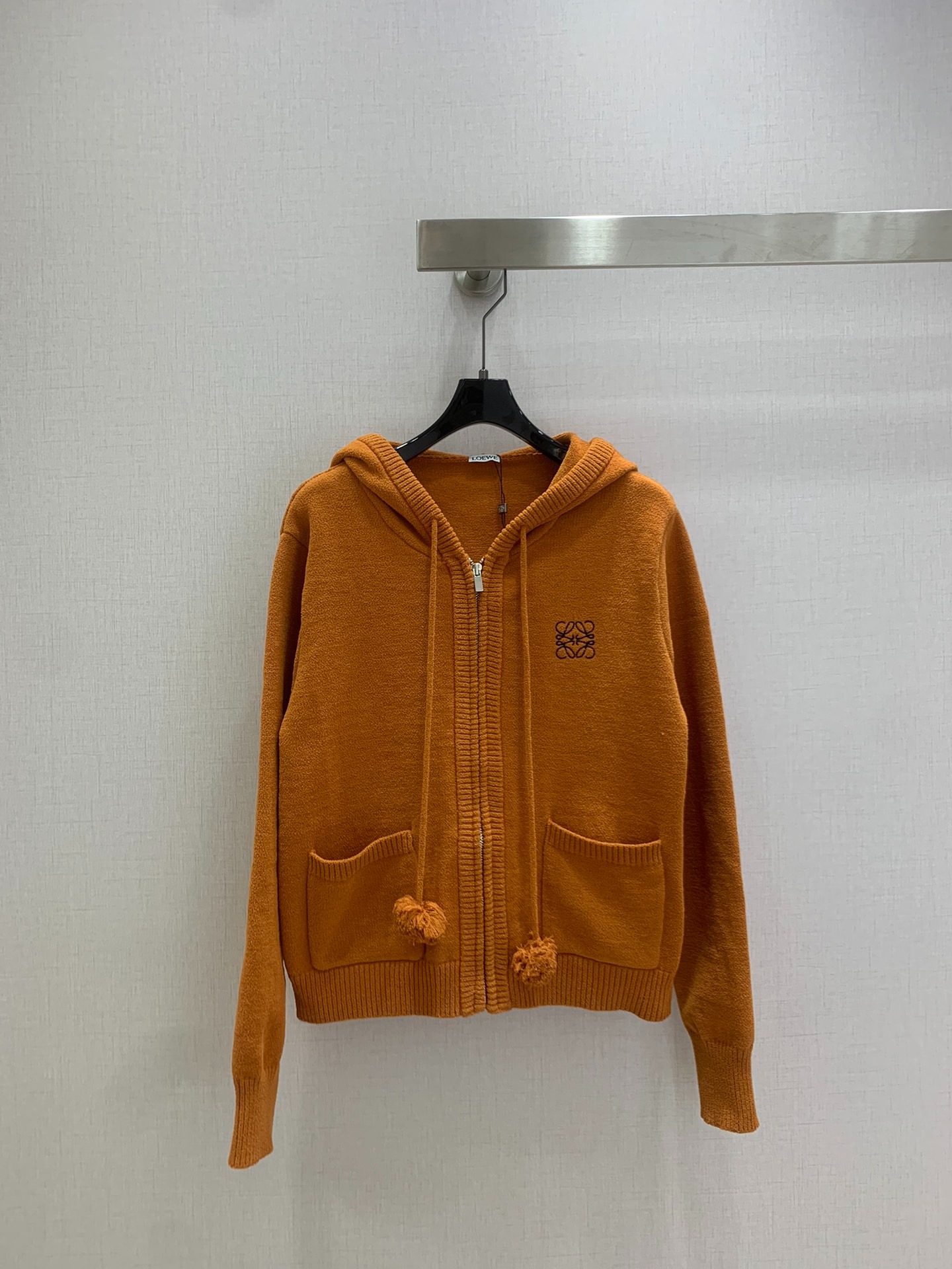 로에베 아나그램 자수 울 후드 집업 가디건