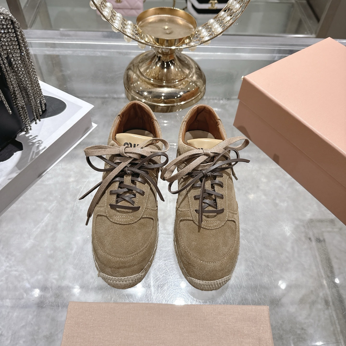 미우미우 26 신상 스니커즈