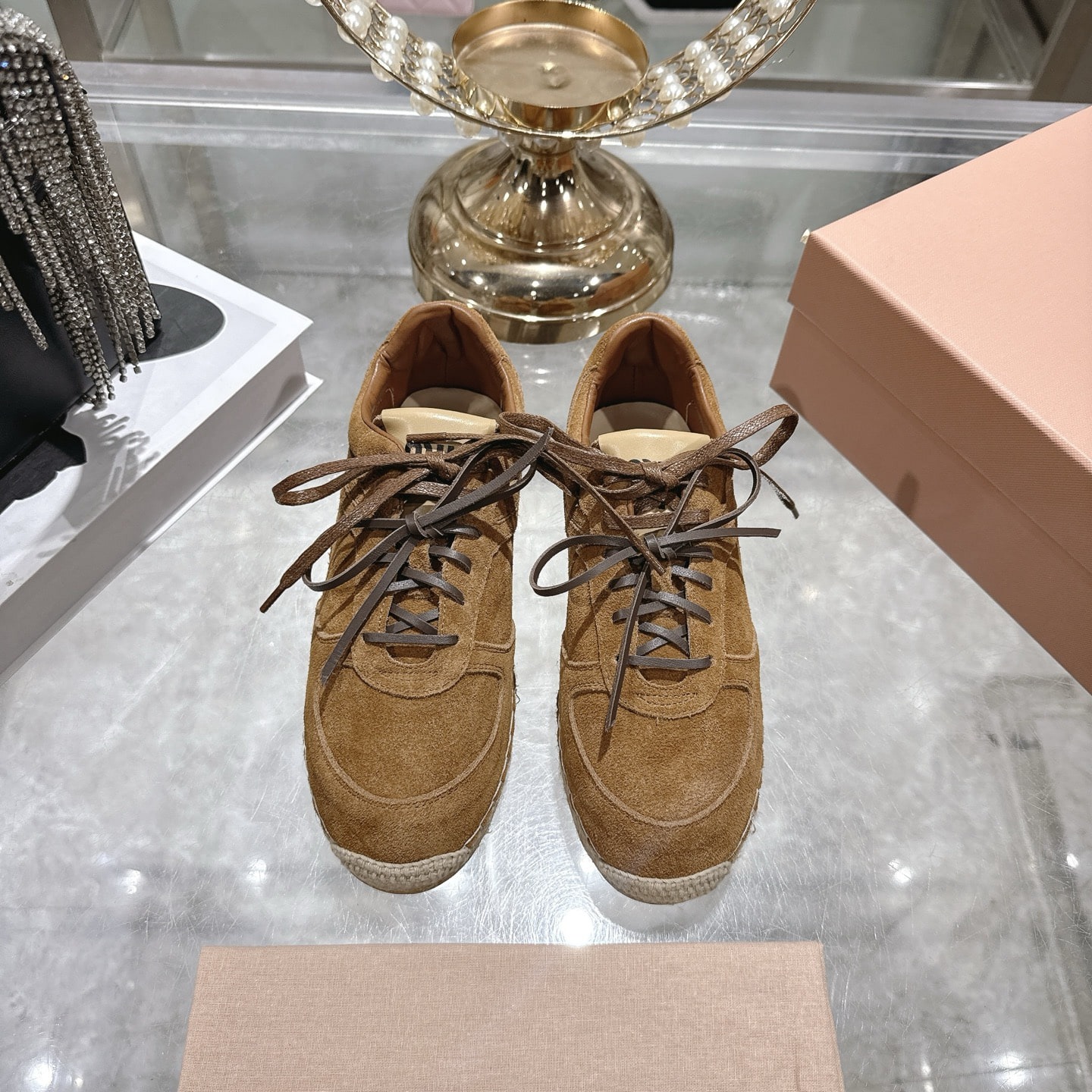 미우미우 26 신상 스니커즈