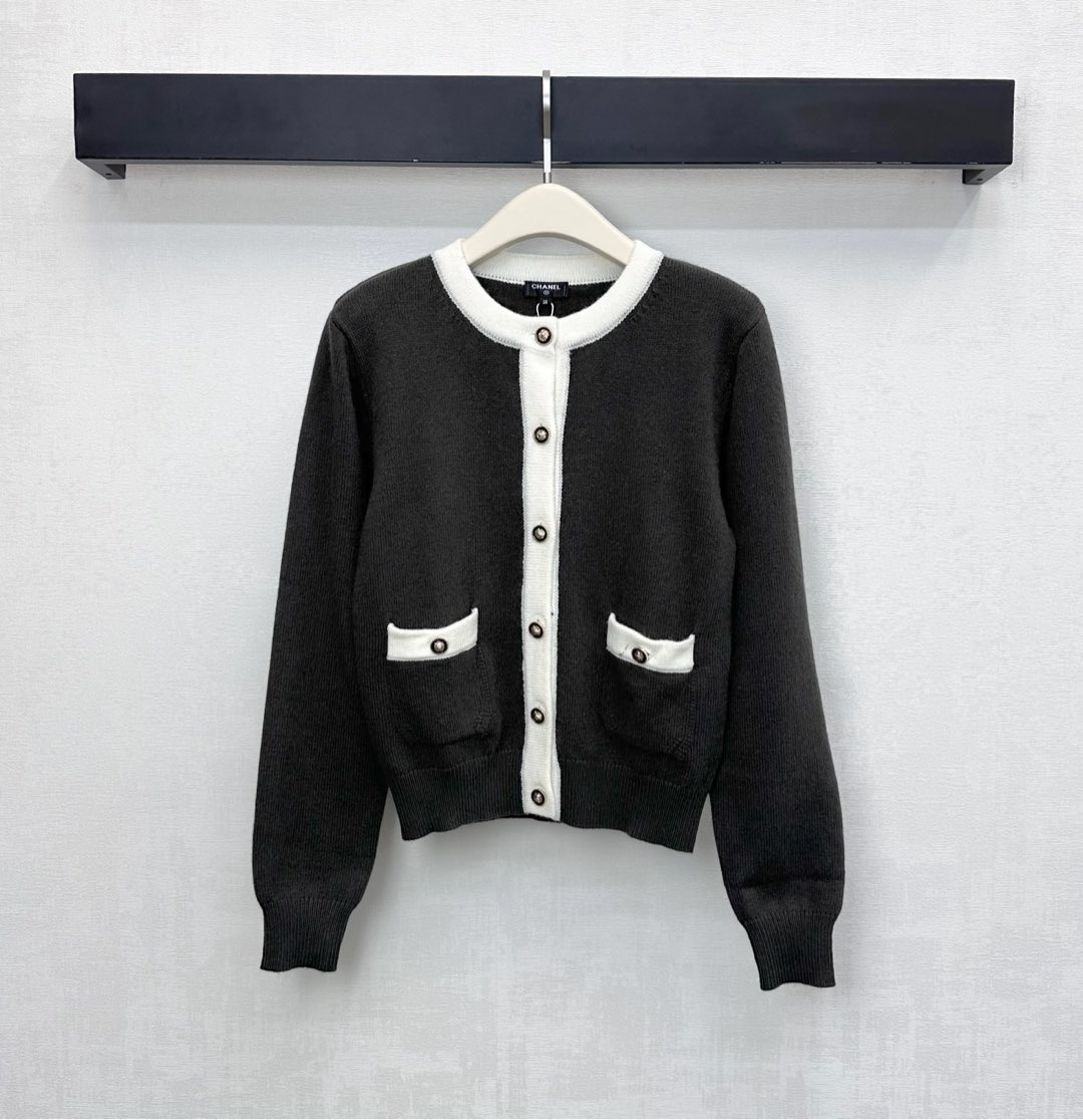 샤넬 25 신상 스탠드 라운드 가디건
