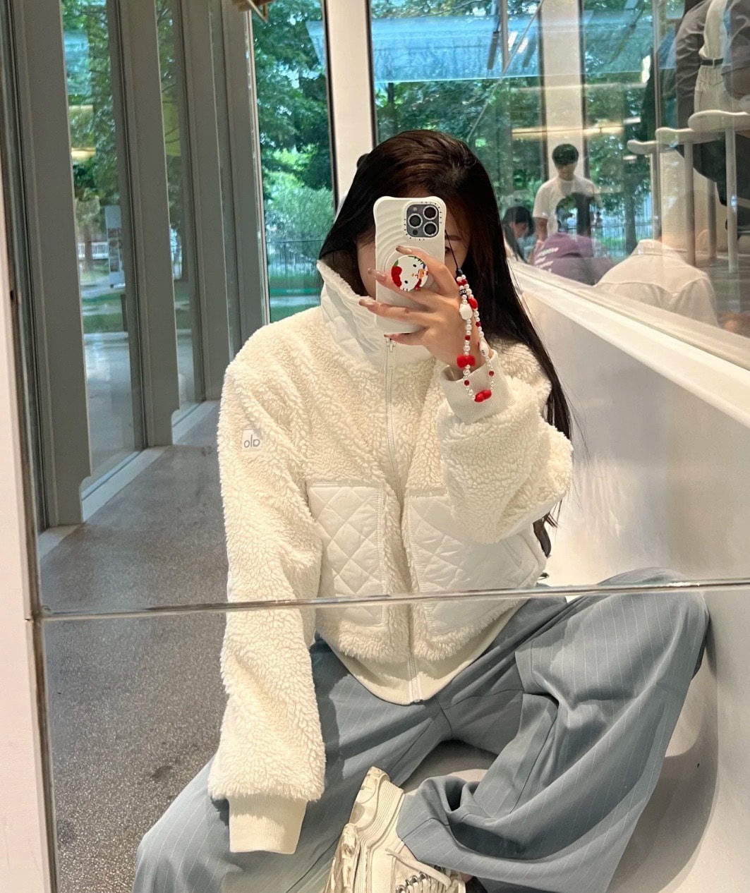 알로 신상 스웨이드 하이넥 코트