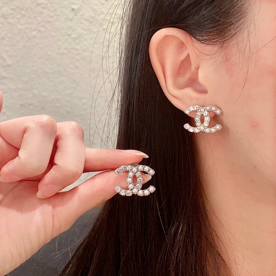 샤넬 중고 더블 C 이어링