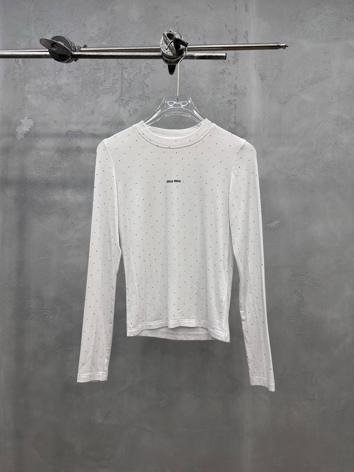 미우미우 신상 긴팔