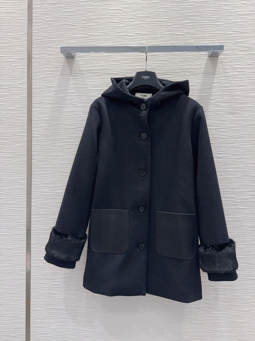 펜디 25 FW 신상 아우터