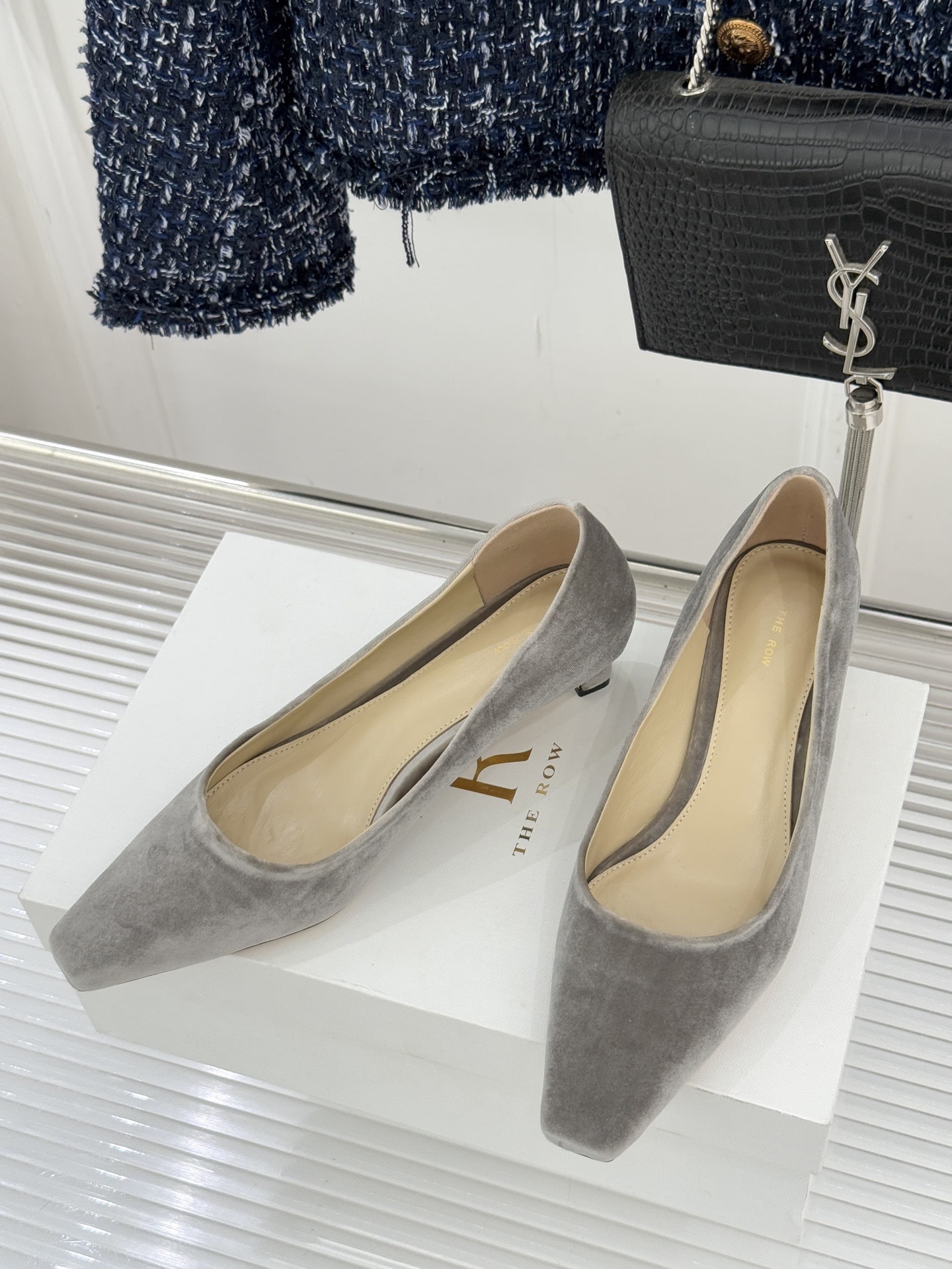 더로우 25WF 신상 빈티지 스퀘어힐