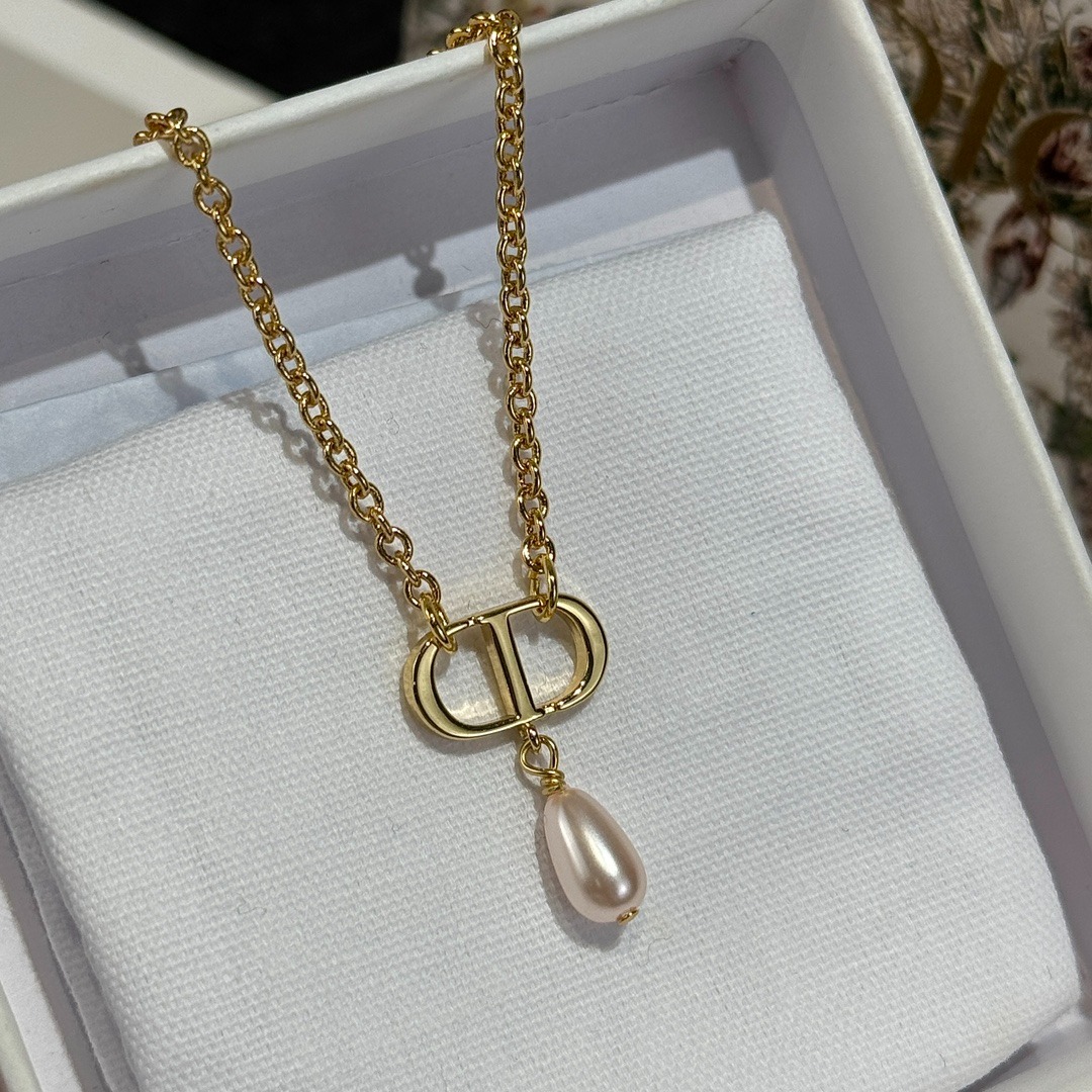 디올올 CD 파우더 진주 목걸이