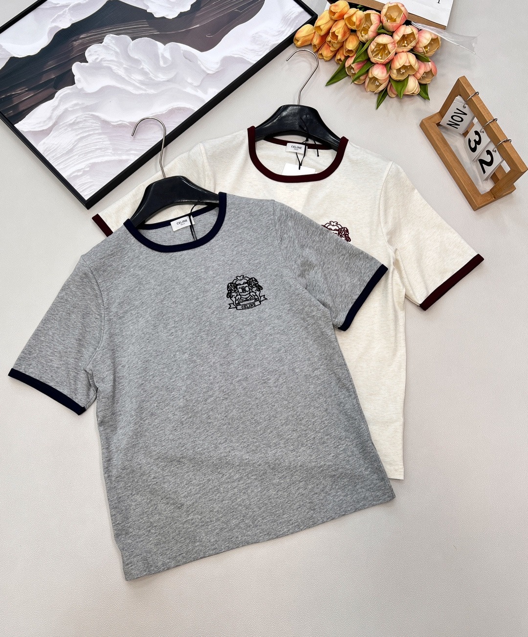셀린느 봄여름 신상 반팔티셔츠