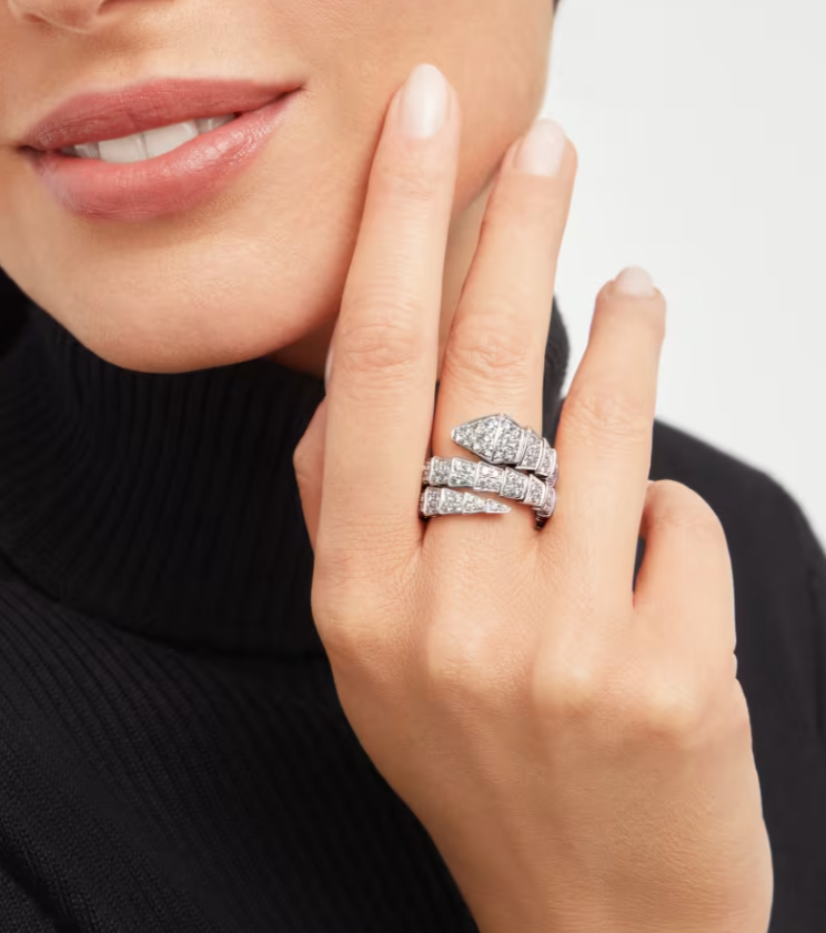 불가리 세르펜티 링