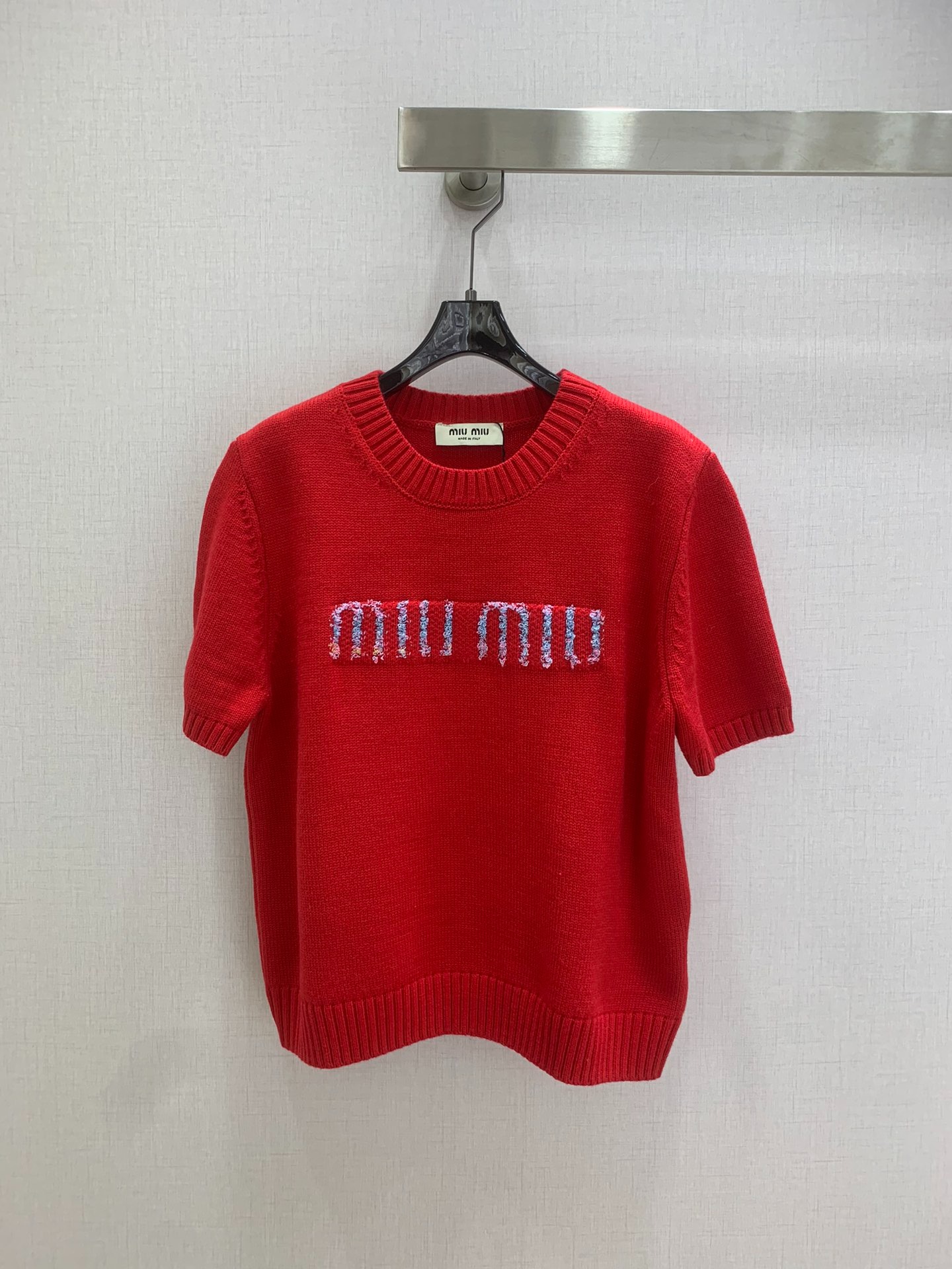 미우미우 26 신상 레드 니트 반팔
