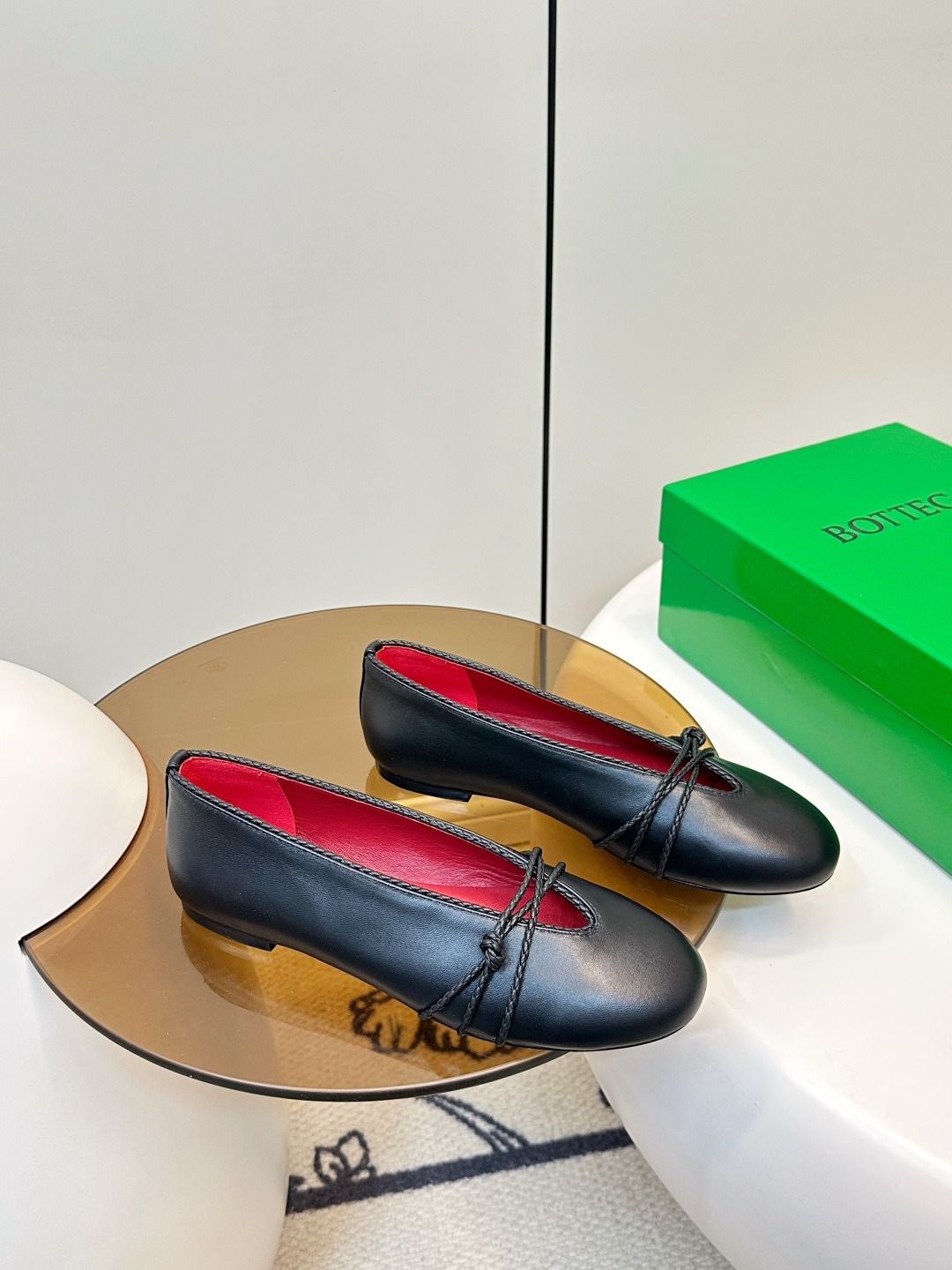 보테가베네타 신상 메리제인 발레화