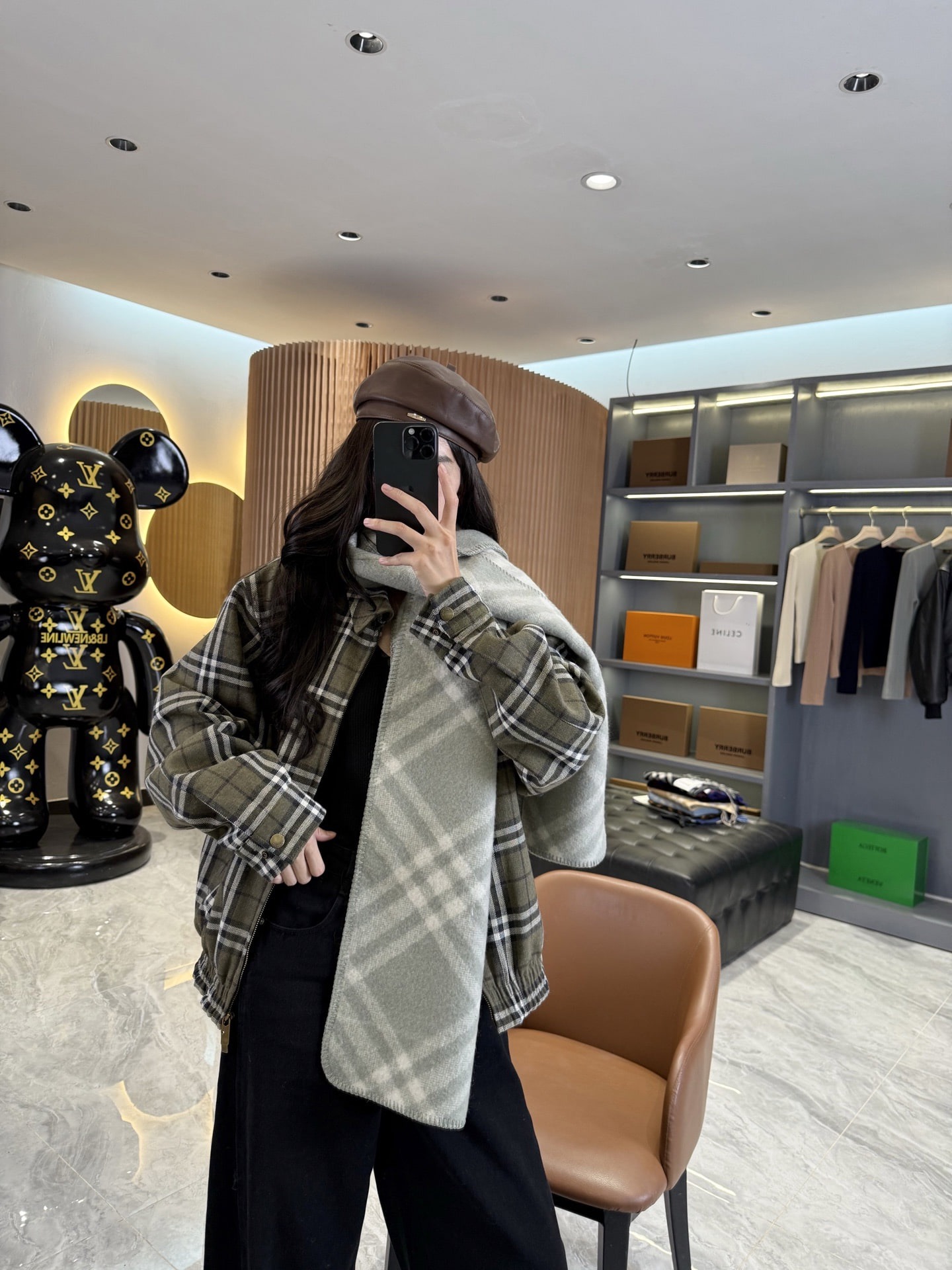 버버리 체크 양털 워머