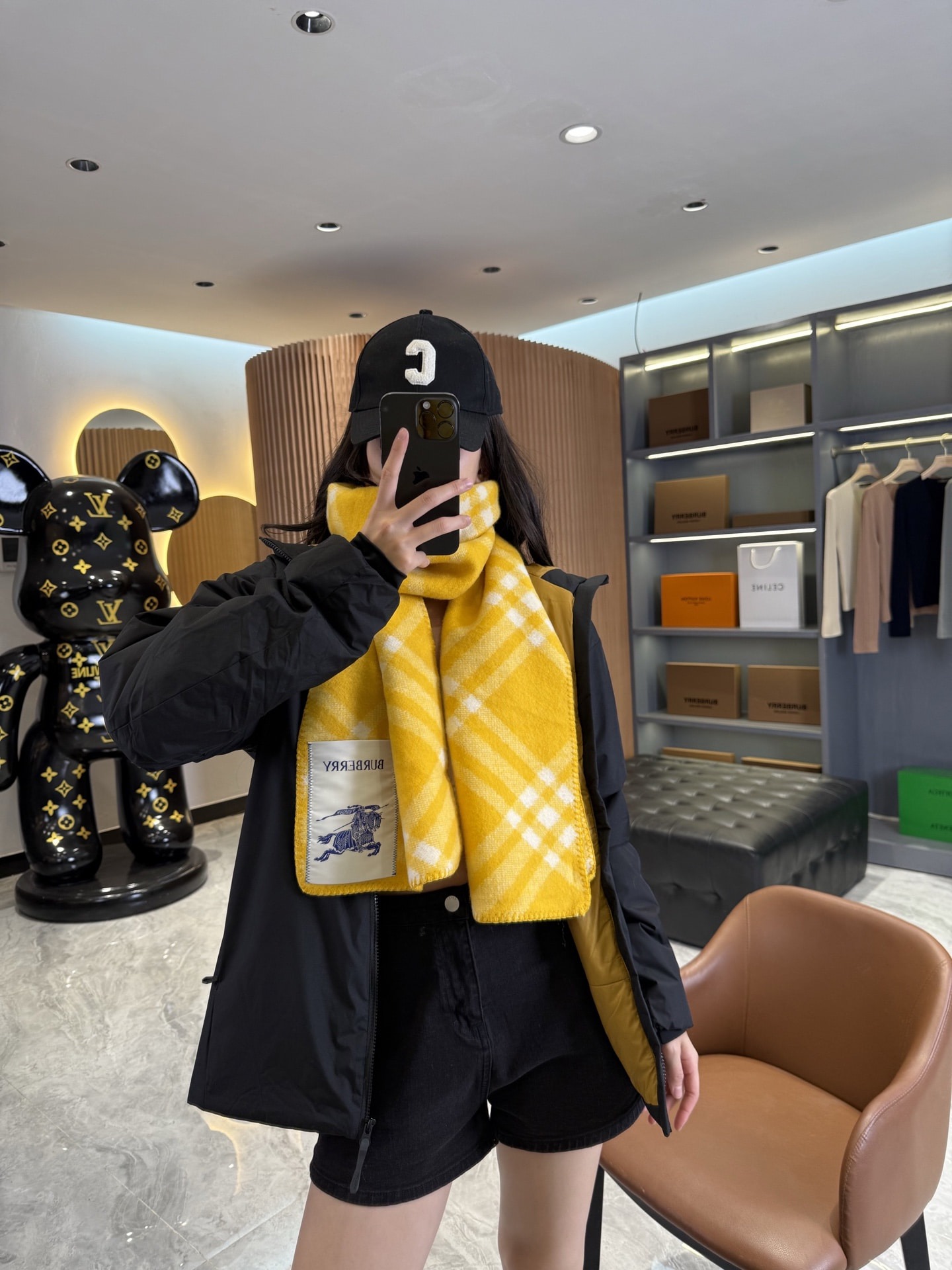 버버리 체크 양털 워머