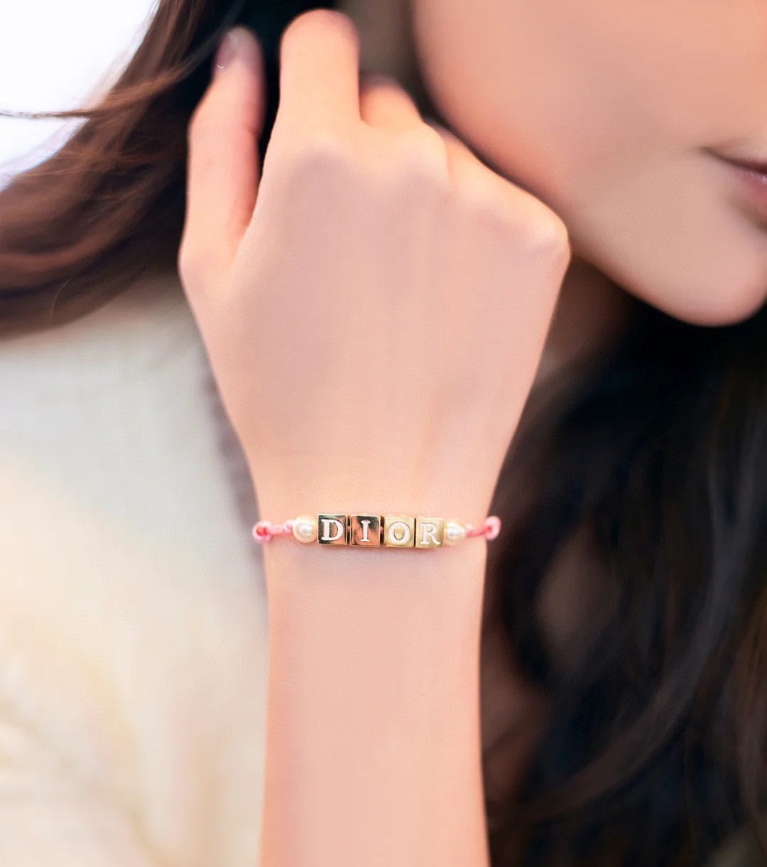 디올 이니셜 팔찌