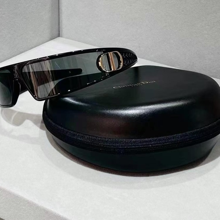 디올 2025 Very dior M1U 선글라스